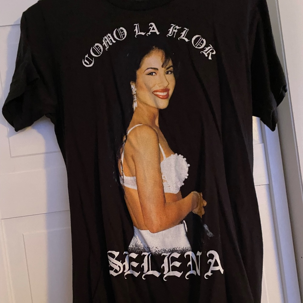 Selena como la flor tshirt